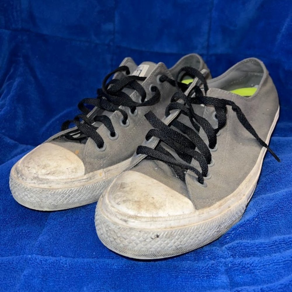 Men's Gray Chuck Taylor's - Size 11